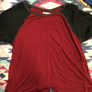 Red and black American eagle shirt